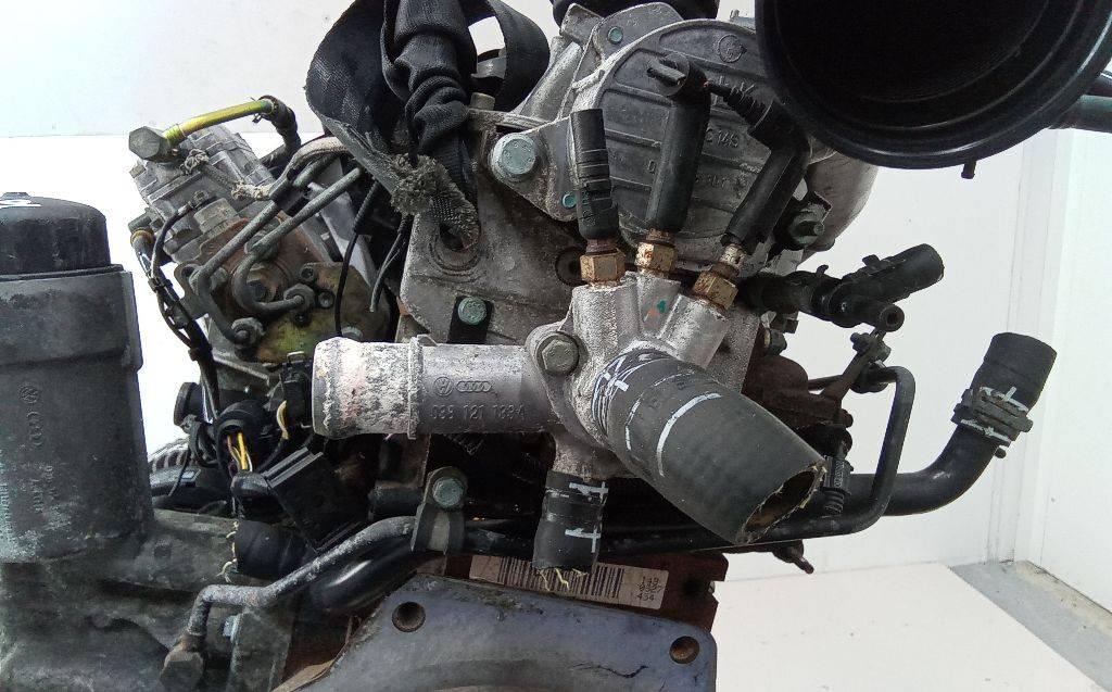 корпус термостата Audi A3 8L 1997, 1.9 л., дизель, МКПП, 038121133 - фото №1