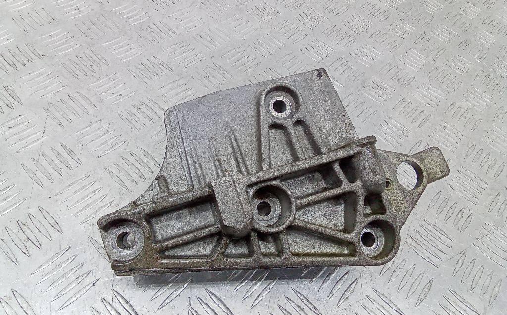 кронштейн двигателя Renault Clio 3 поколение 2008, 8200408663 - фото №1