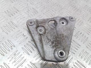 кронштейн компрессора кондиционера Toyota Aygo 1 поколение [2-й рестайлинг] 2012, 1.0 л., бензин, 88431-0H010