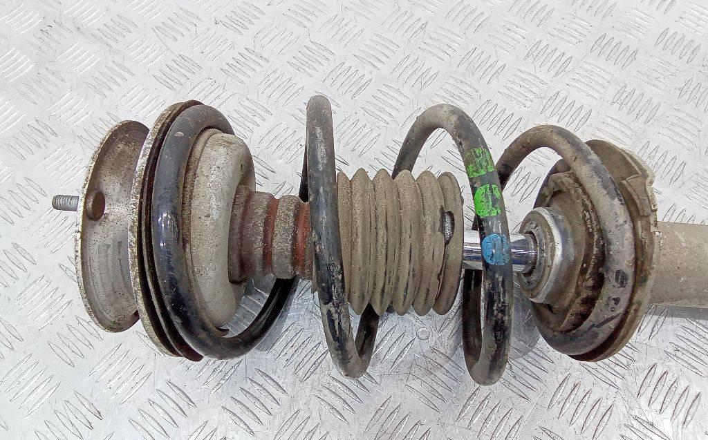 пружина передняя BMW 5 серия E60/E61 2005 - фото №1