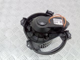 моторчик печки Mercedes-Benz A-Класс W176 [рестайлинг] 2016, A2469061601