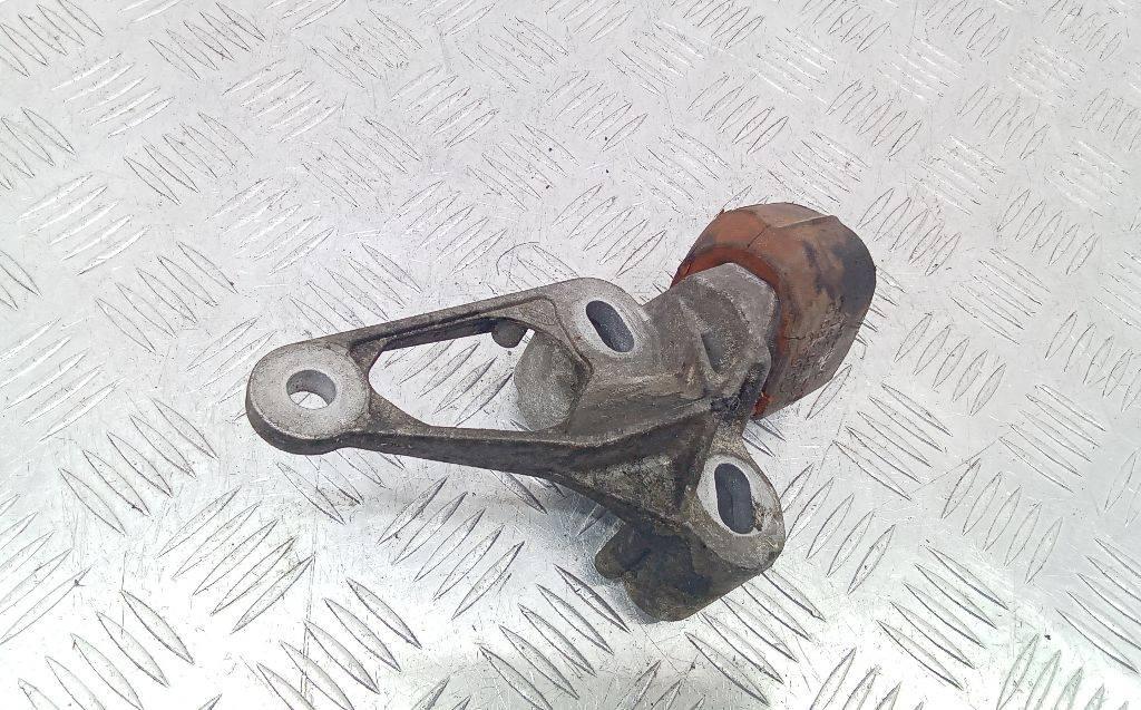 кронштейн двигателя Audi A4 B9 2015, 8K0199343 - фото №1