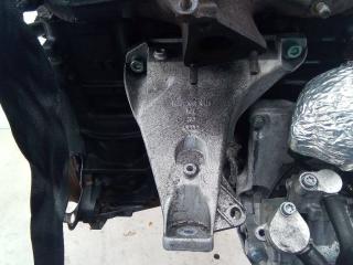 кронштейн двигателя Audi A4 B6 2001, 1.9 л., дизель, МКПП, 8D0199308