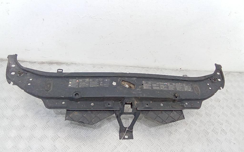 передняя панель крепления облицовки (телевизор) Renault Laguna 3 поколение 2007, 8200721895, 8200293104 - фото №1