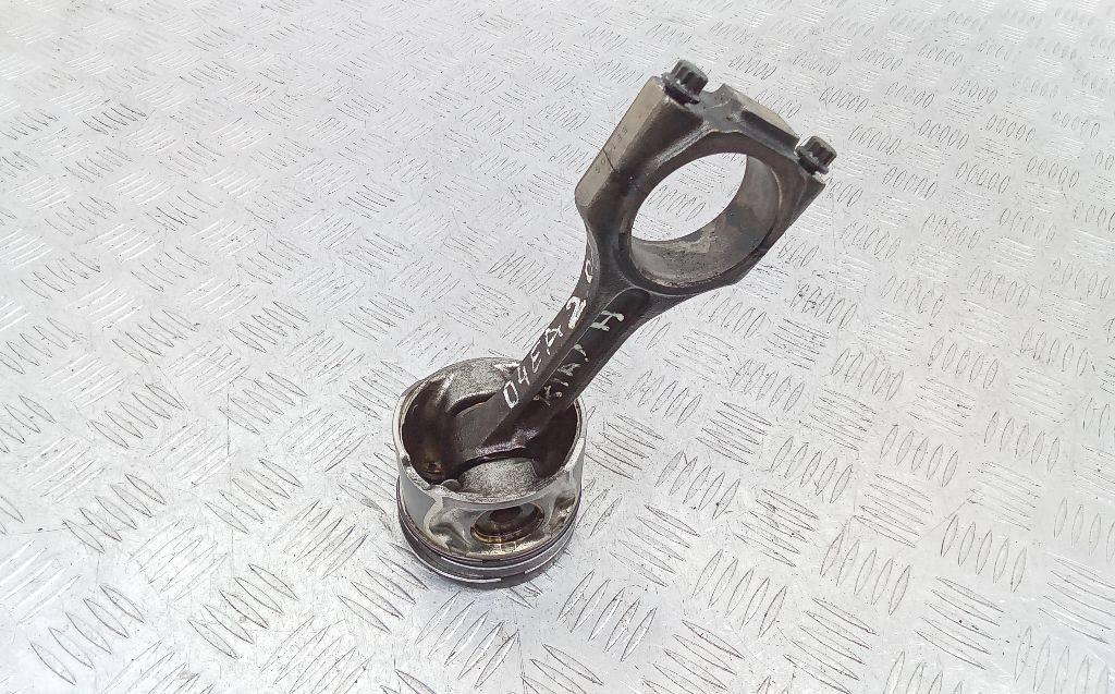 поршень Kia Carens 3 поколение 2007, 2.0 л., дизель, МКПП - фото №1