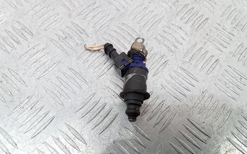 форсунка Renault Clio 2 поколение 1999, 1.4 л., бензин, 866313 - фото №1