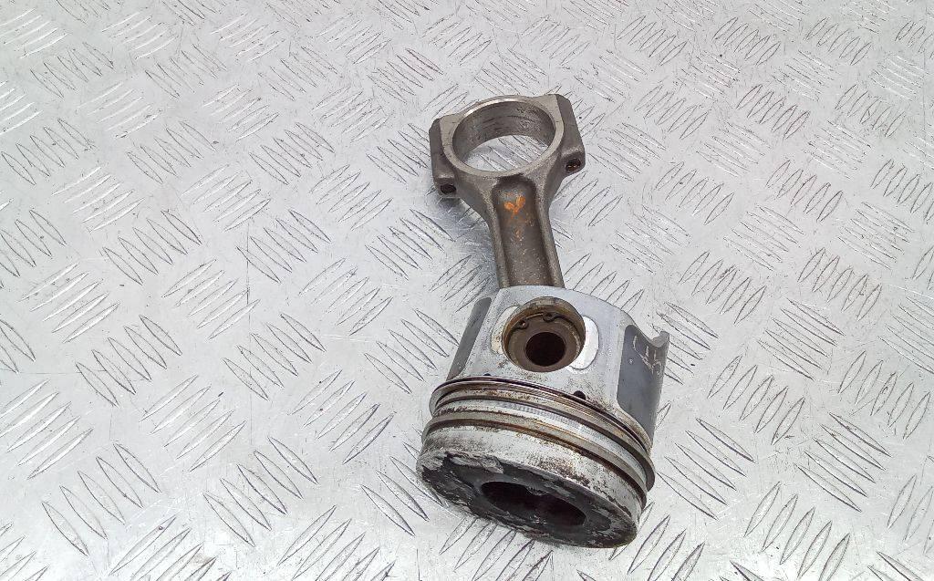 шатун Renault Laguna 2 поколение 2004, 1.9 л., дизель - фото №1