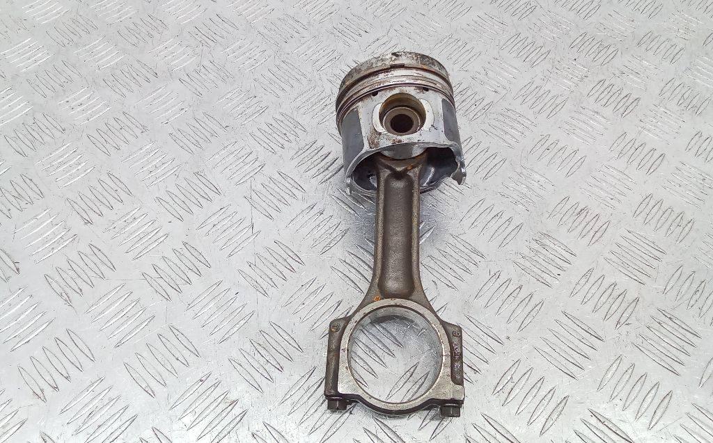 поршень Renault Laguna 2 поколение 2004, 1.9 л., дизель, 080279 - фото №1