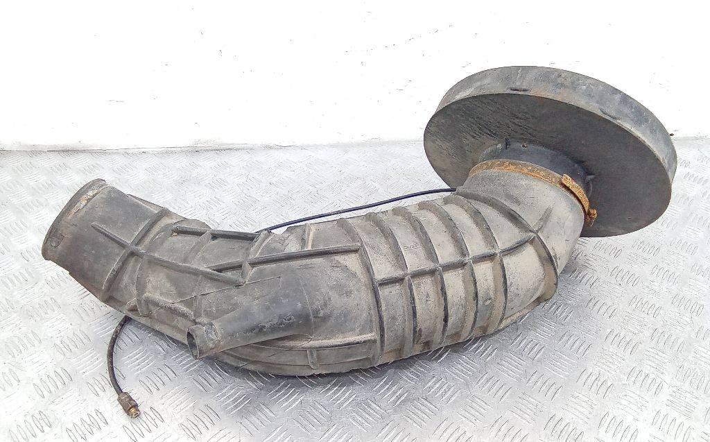 патрубок воздушного фильтра DAF XF 105 1999, 1309364 - фото №1