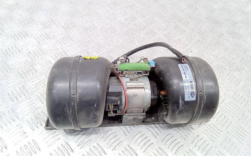 моторчик печки DAF XF 105 1 поколение 2005, 8EW351024 - фото №1