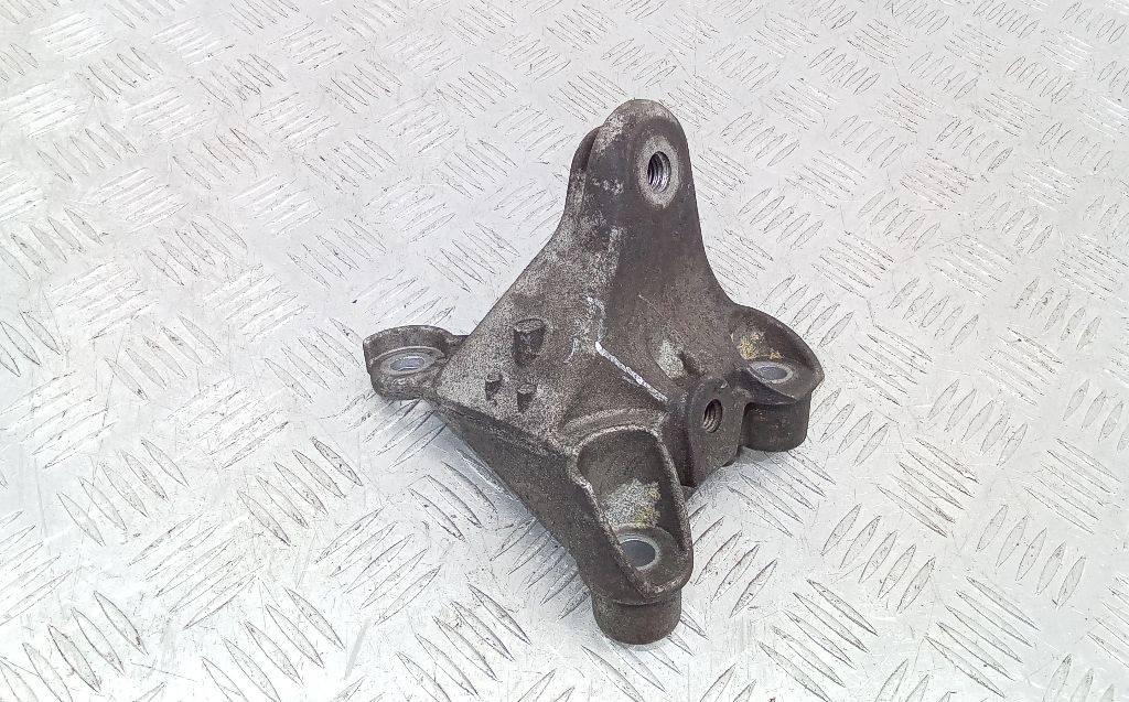 кронштейн двигателя Renault Clio 3 поколение 2008, МКПП, 8200291029 - фото №1