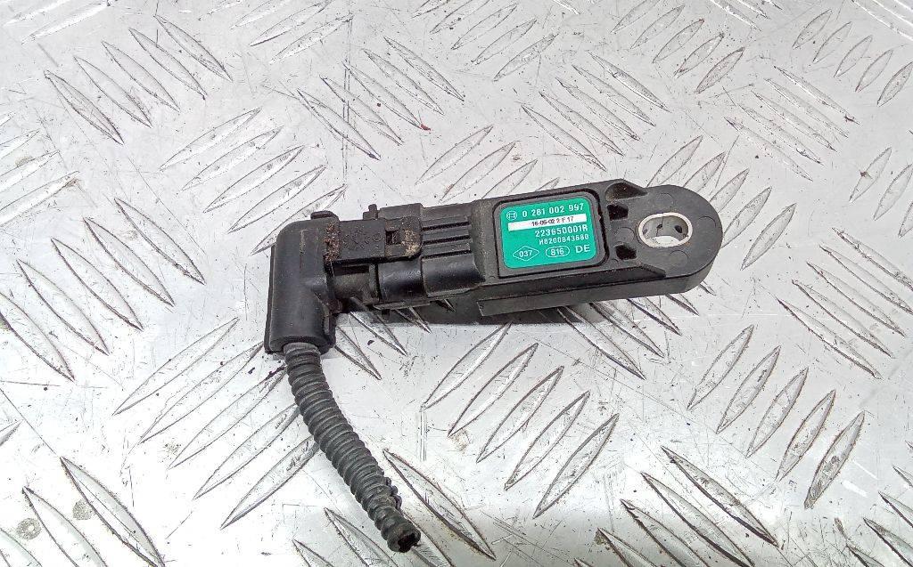 датчик абсолютного давления Dacia Sandero 2 поколение 2013, 1.5 л., дизель, МКПП, 8200843680 - фото №1