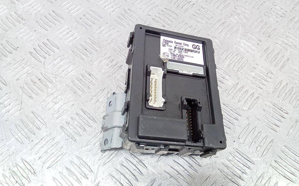 блок комфорта Nissan Micra 4 поколение (K13) 2011, 284B11HB1E - фото №1