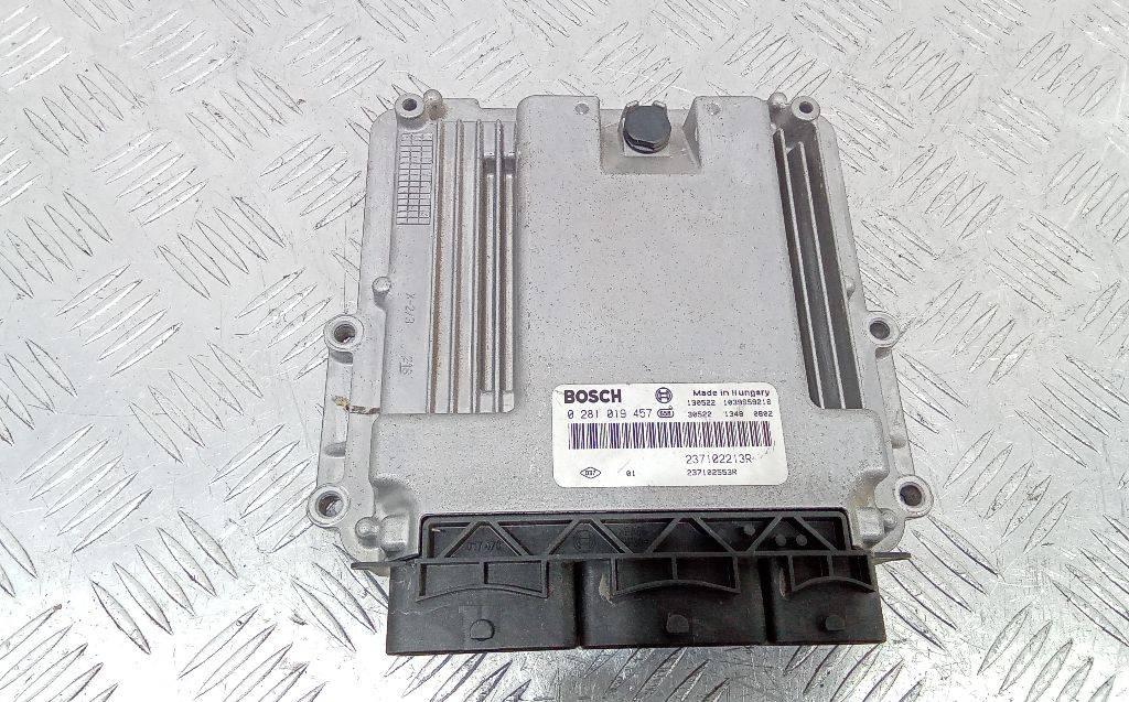 блок управления двигателем Dacia Logan 2 поколение 2013, 1.5 л., дизель, МКПП, 237102213R - фото №1