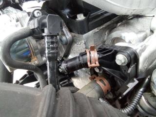 фланец (тройник) системы охлаждения Renault Megane 3 поколение 2008, 1.5 л., дизель, МКПП, 8200337841