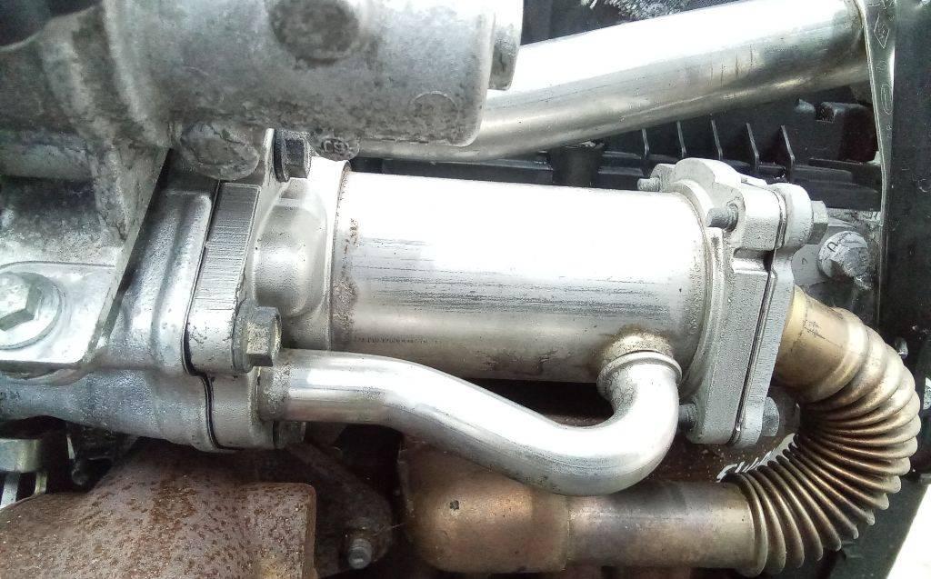 клапан EGR Renault Megane 3 поколение 2008, 1.5 л., дизель, МКПП, 8200729079 - фото №1