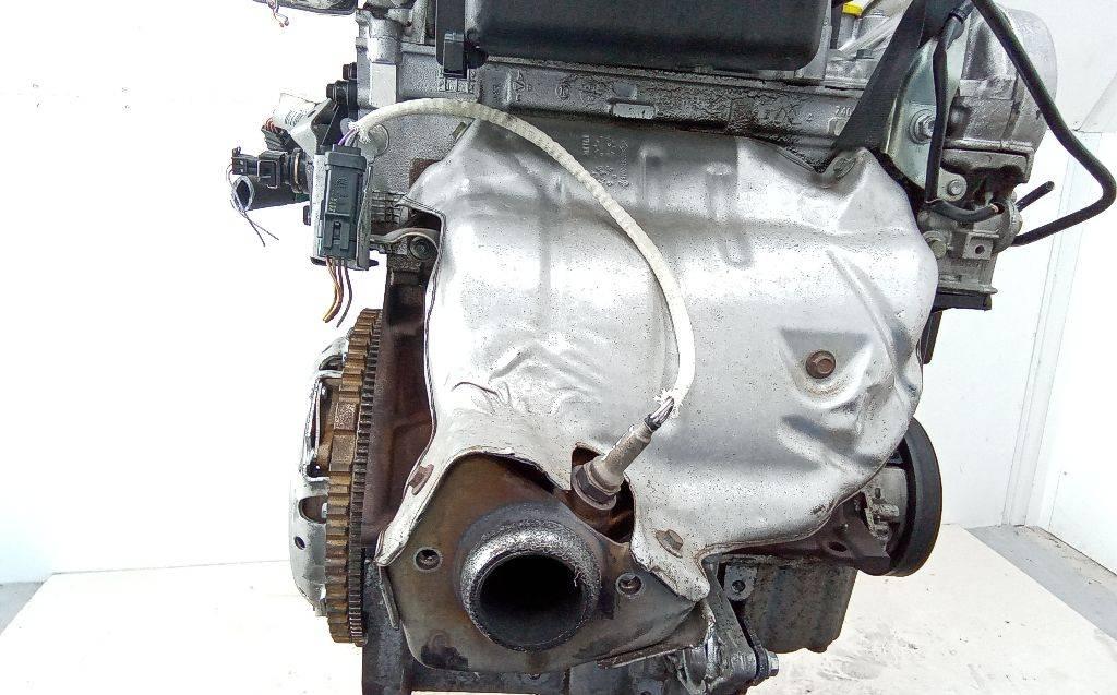 коллектор выпускной Renault Modus 1 поколение 2006, 1.4 л., бензин, МКПП - фото №1