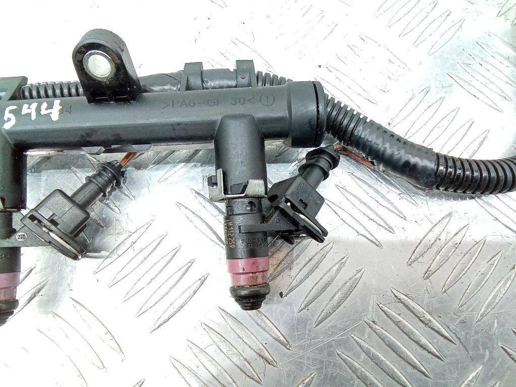 форсунка Renault Modus 1 поколение 2006, 1.4 л., бензин, МКПП - фото №1