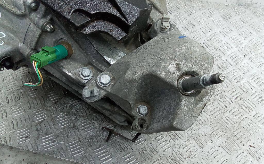 кронштейн КПП Renault Laguna 3 поколение 2009, 1.5 л., дизель, МКПП - фото №1