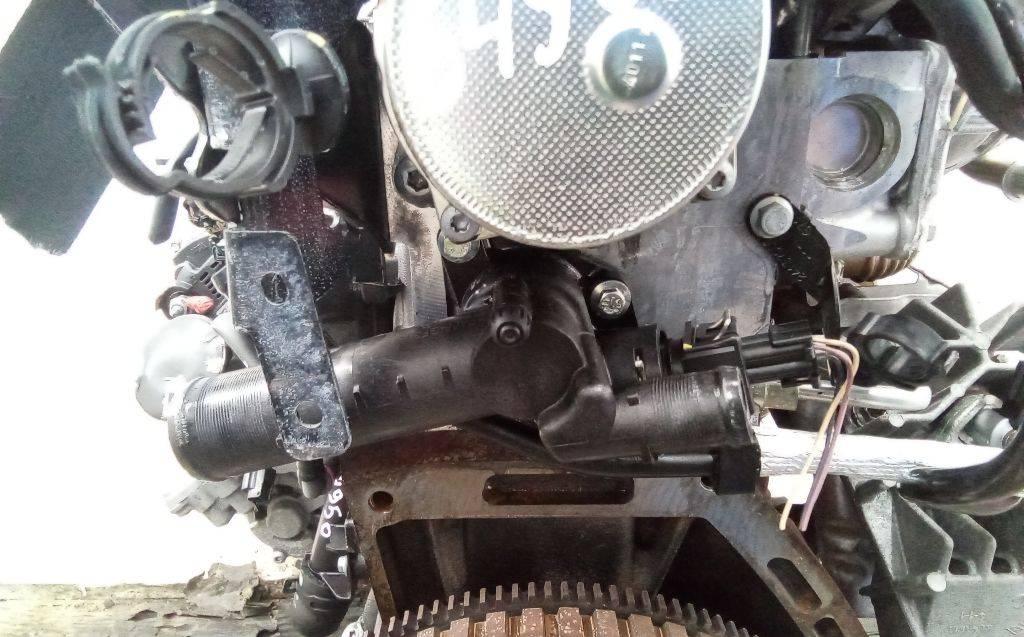 корпус термостата Dacia Sandero 1 поколение 2011, 1.5 л., дизель, МКПП - фото №1