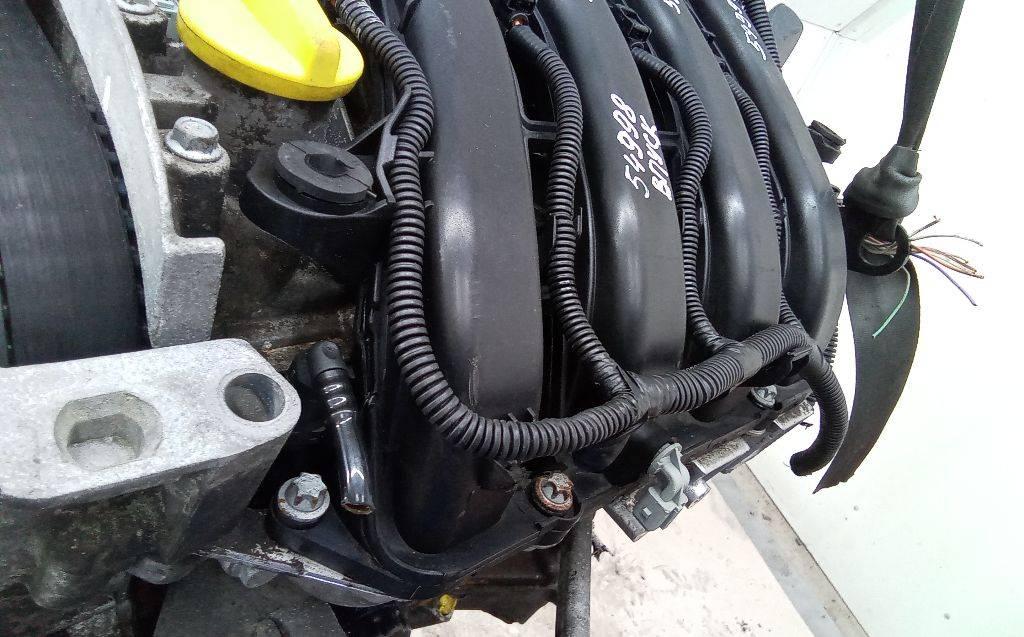 топливная рампа Renault Megane 2 поколение 2005, 1.6 л., бензин, МКПП - фото №1