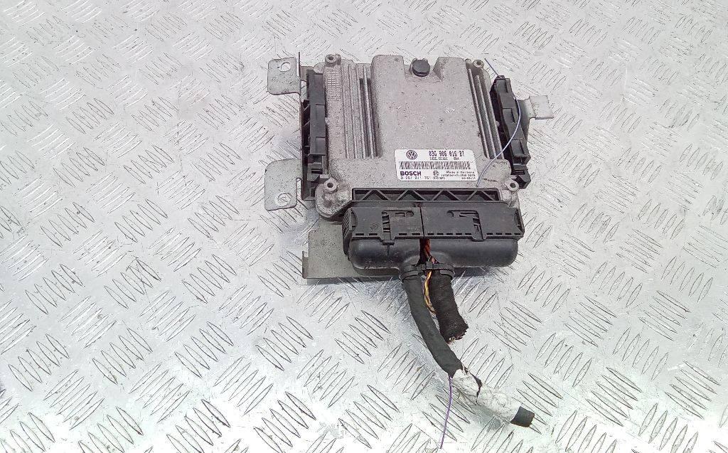 блок управления двигателем Volkswagen Golf 5 поколение 2004, 1.9 л., дизель, 03G906016 - фото №1