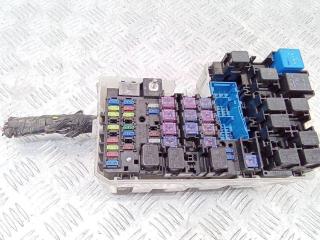 блок предохранителей Mazda 5 CR [рестайлинг] 2007, 71545642