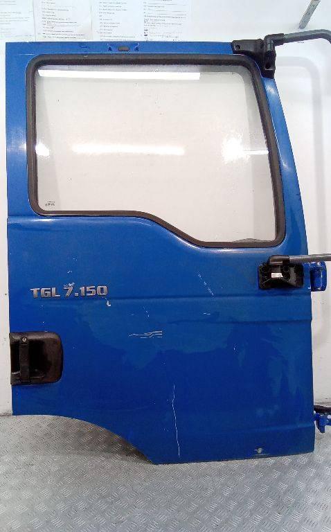 дверь передняя правая MAN TGL 1 поколение 2006 - фото №1