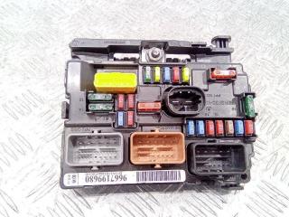 блок предохранителей Citroen C3 2 поколение [рестайлинг] 2013, 9667199680