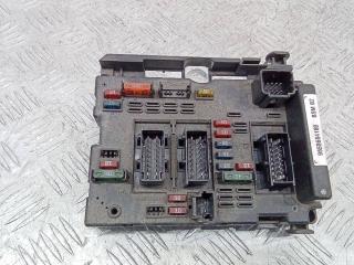 блок предохранителей Peugeot 307 1 поколение 2003, 9650664180