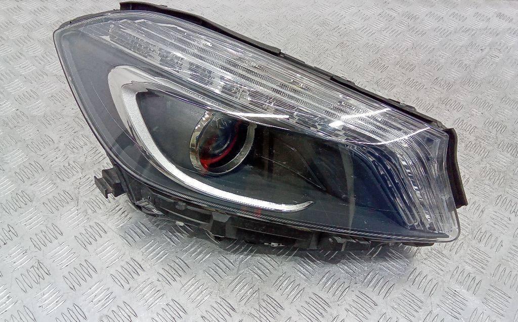 фара правая Mercedes-Benz A-Класс W176 2013, A1768204361 - фото №1