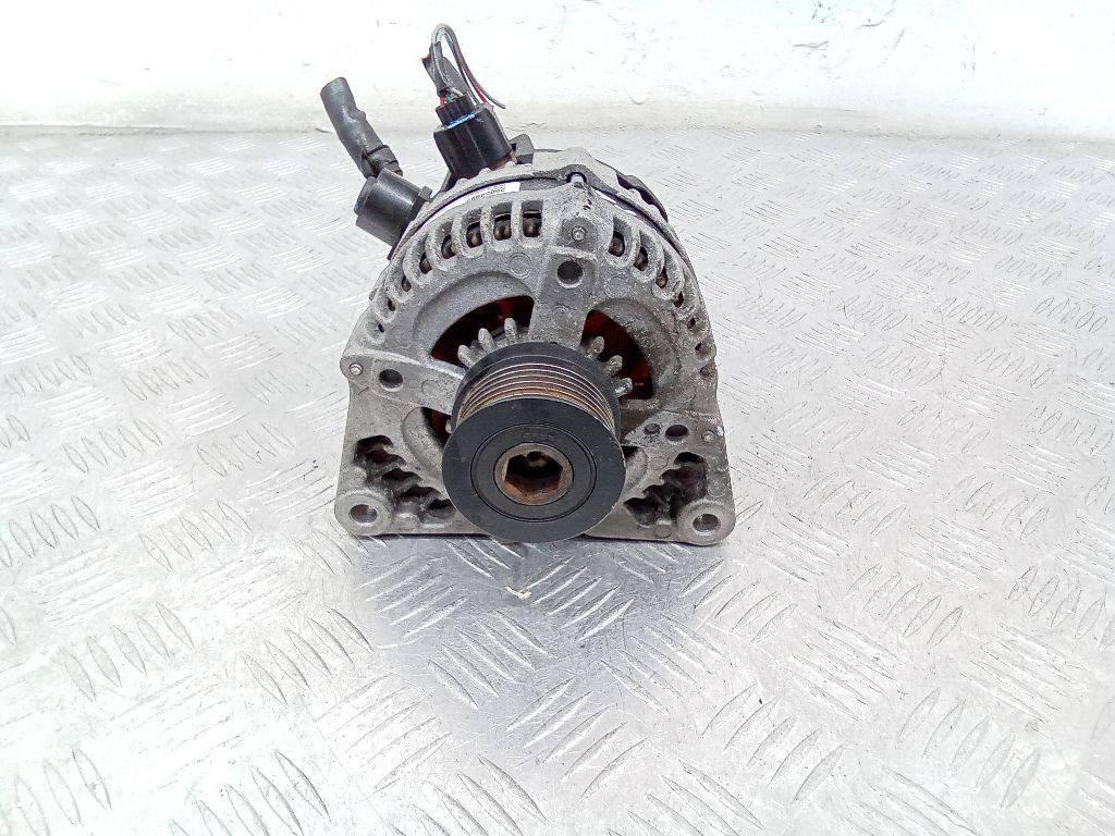 генератор Volvo S40 2 поколение 2004, 2.0 л., дизель, МКПП, 36050997 - фото №1