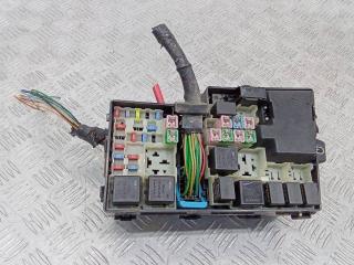 блок предохранителей Volvo S40 2 поколение 2004, 2.0 л., дизель, МКПП, 30737024