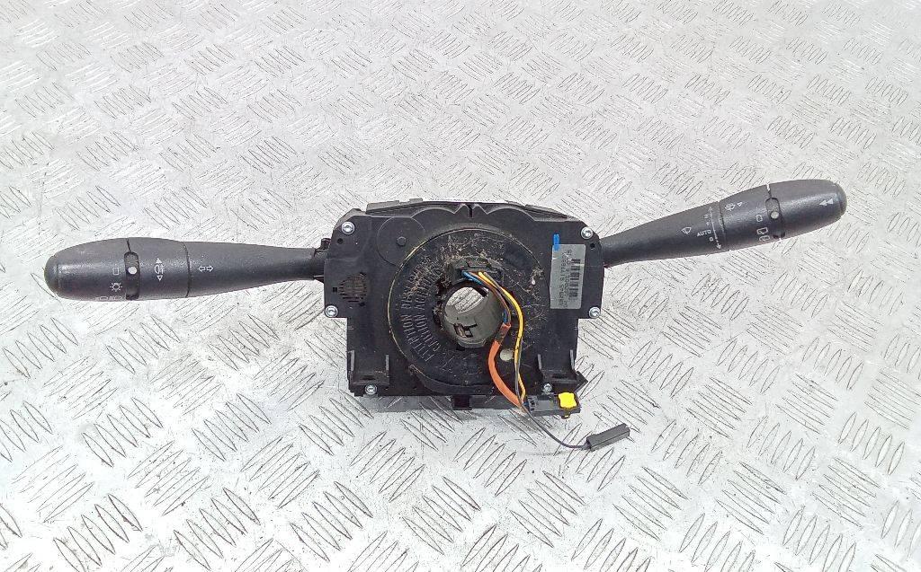 переключатель подрулевой (стрекоза) Citroen C2 1 поколение 2006, 96576762XT - фото №1