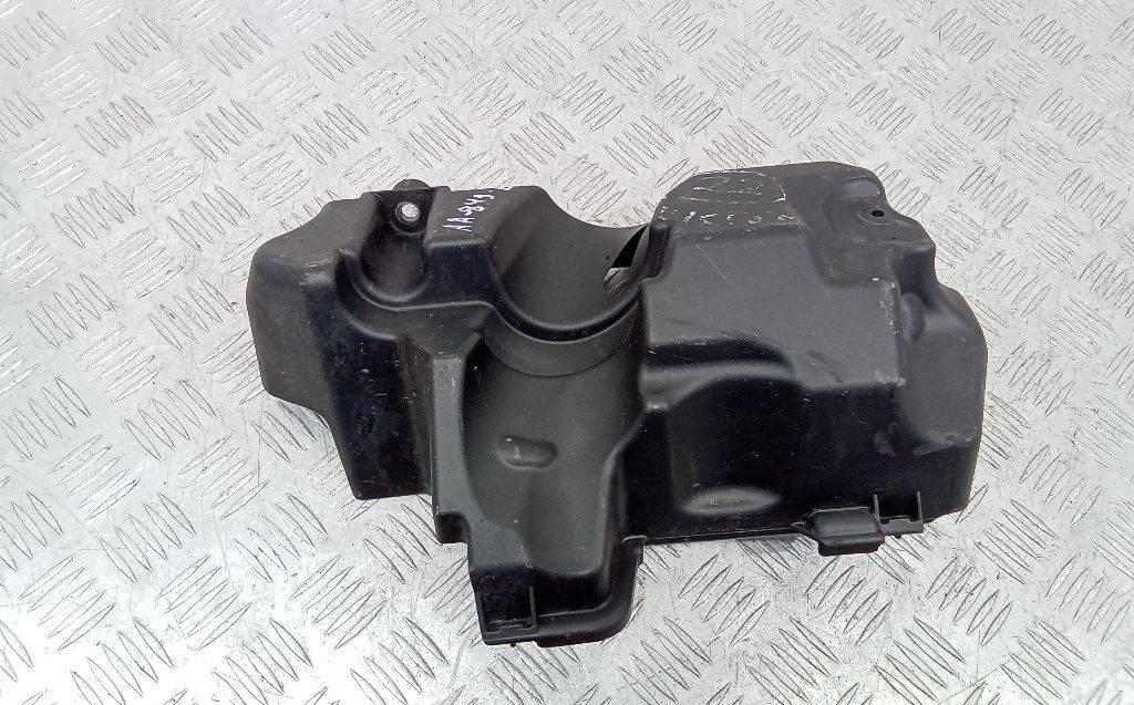 декоративная крышка двигателя Renault Megane 3 поколение 2010, 1.5 л., дизель, МКПП, 8200549100 - фото №1