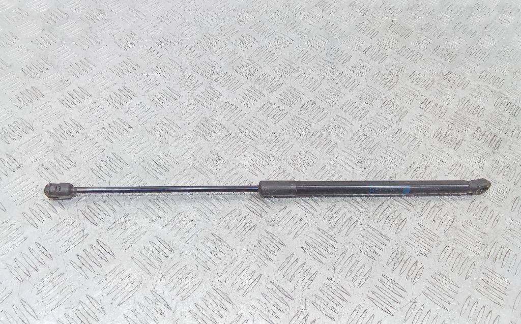 амортизатор крышки багажника (3-5 двери) Mercedes-Benz A-Класс W176 2013, A1769800164 - фото №1