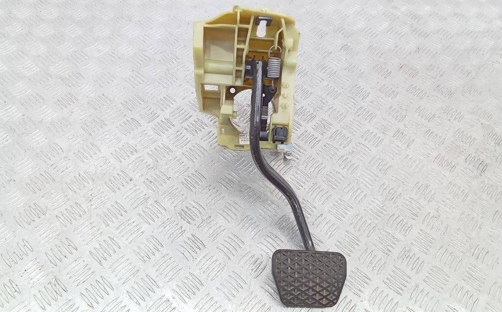 педаль тормоза BMW 5 серия E60/E61 2006, 676922103 - фото №1
