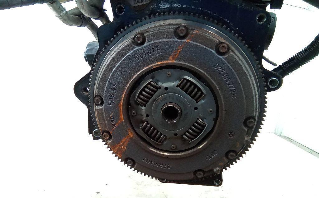 комплект сцепления Volkswagen Golf 4 поколение 2001, 1.6 л., бензин, МКПП, 027105273 - фото №1