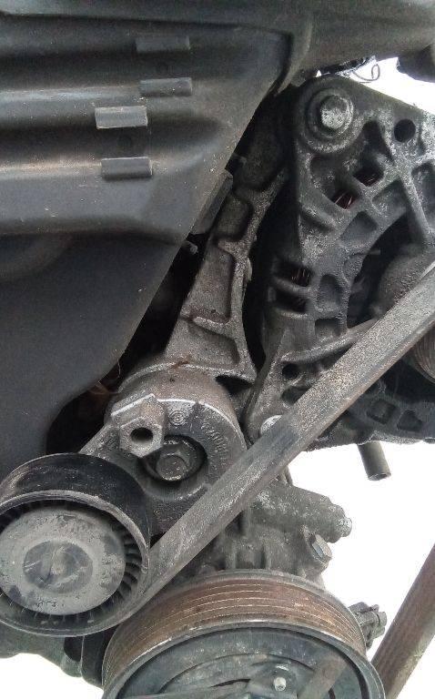 кронштейн генератора Renault Megane 3 поколение 2008, 1.5 л., дизель, МКПП - фото №1