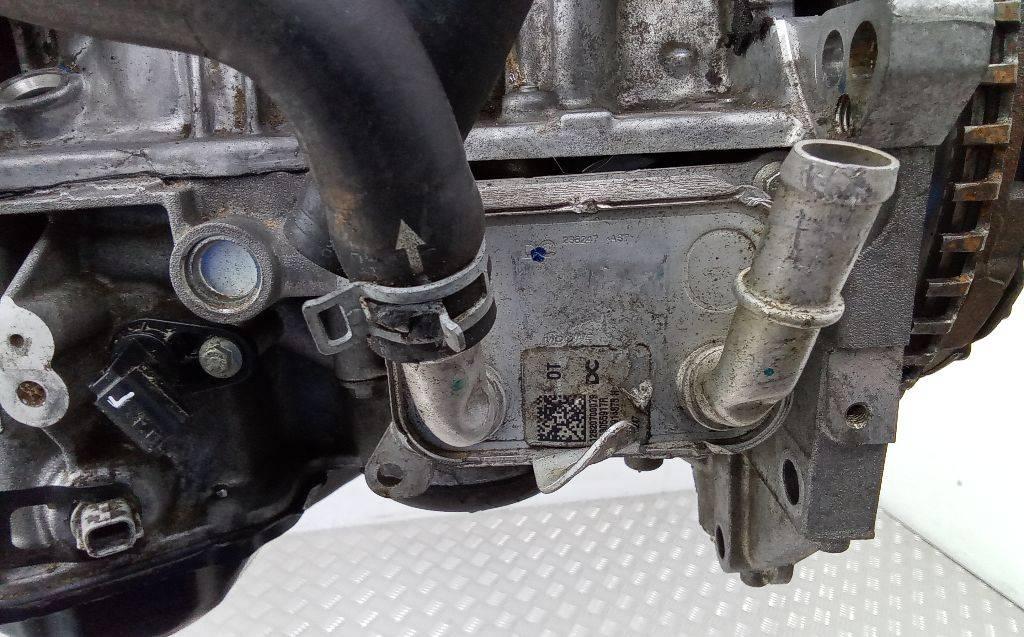 теплообменник масляного фильтра Renault Arkana 1 поколение 2019, 1.3 л., бензин, МКПП, 213055917R - фото №1