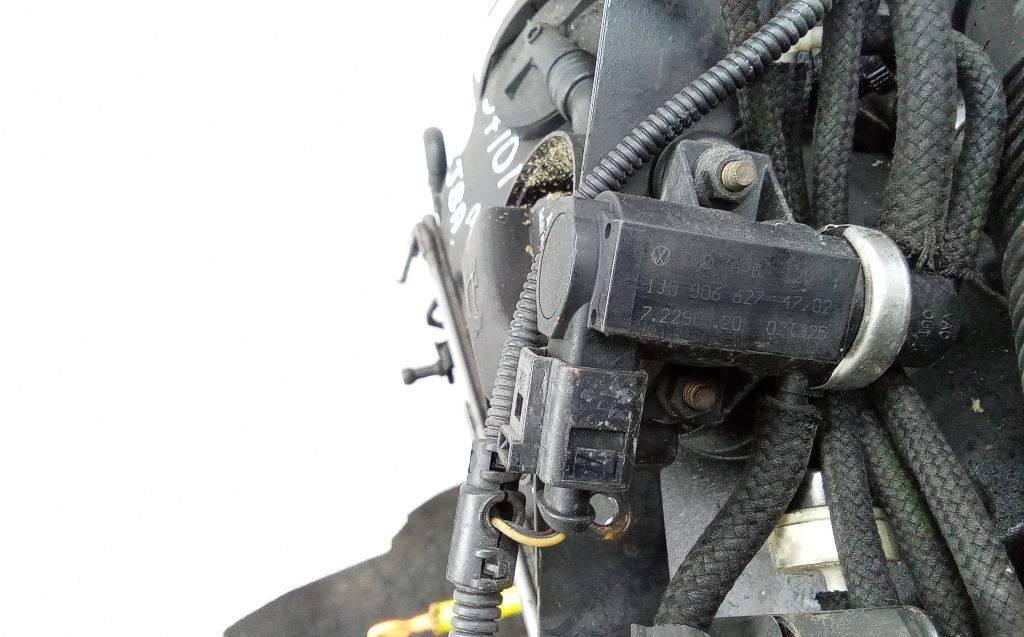 электромагнитный клапан Volkswagen Golf 4 поколение 2002, 1.9 л., дизель, МКПП, 1J0906627 - фото №1