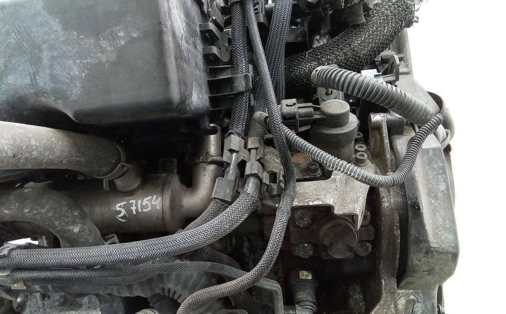 ТНВД Peugeot 407 1 поколение 2007, 1.6 л., дизель, МКПП, 9656300380 - фото №1