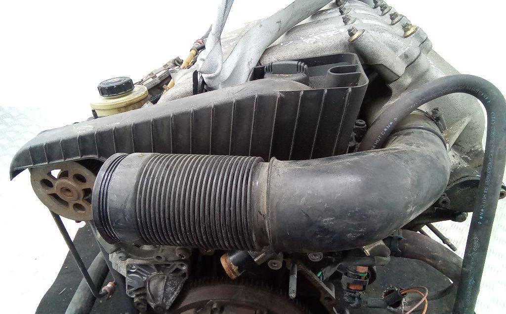 патрубок воздушного фильтра Renault Laguna 1 поколение 1995, 2.2 л., дизель, МКПП - фото №1