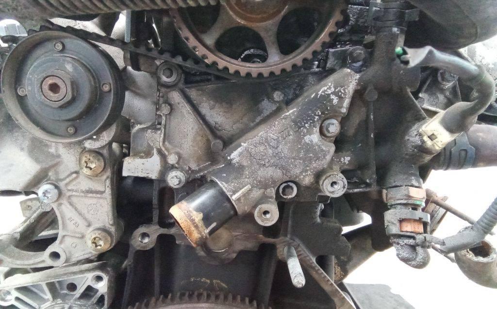 корпус термостата Renault Laguna 1 поколение 1995, 2.2 л., дизель, МКПП, 7700858372 - фото №1