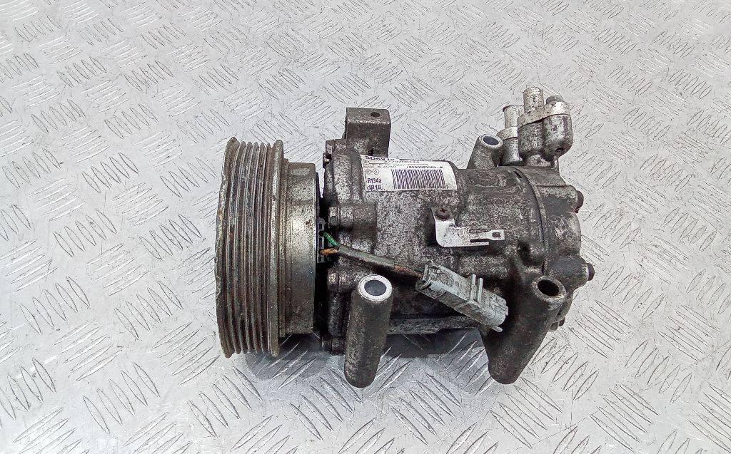 компрессор кондиционера Renault Clio 4 поколение 2012, 1.5 л., дизель, МКПП, 8200953359 - фото №1