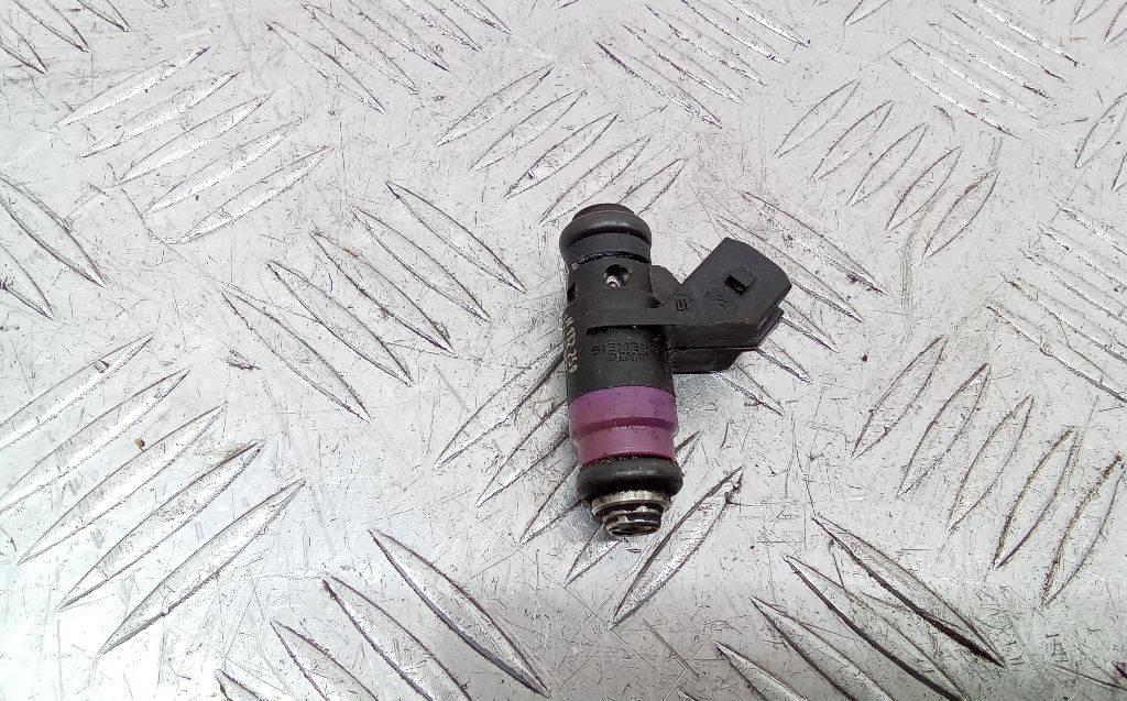 форсунка Renault Megane 3 поколение 2008, 1.6 л., бензин, МКПП, H132259 - фото №1