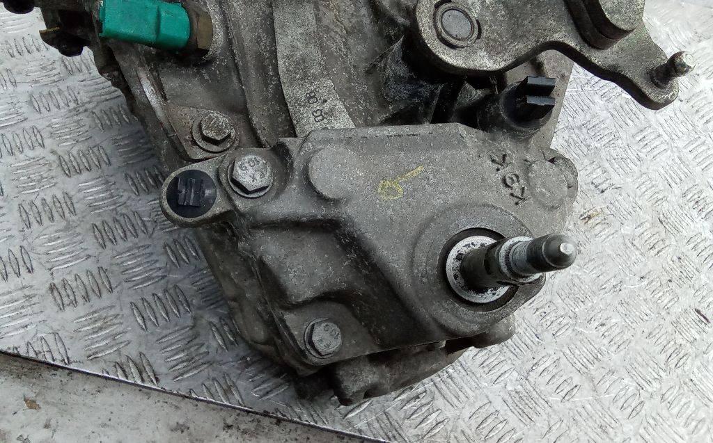 кронштейн КПП Renault Megane 3 поколение 2009, 1.5 л., дизель, МКПП - фото №1