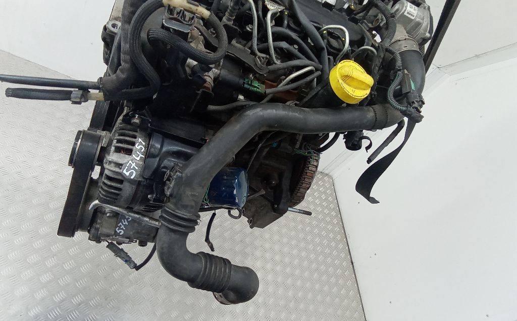 патрубок интеркулера Renault Clio 4 поколение 2012, 1.5 л., дизель, МКПП, 8200748681 - фото №1