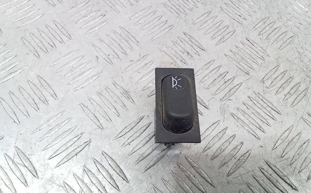 кнопка (выключатель) DAF XF 105 1 поколение 2005, 501215 - фото №1