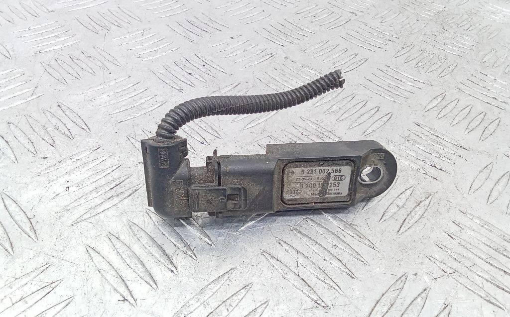 датчик абсолютного давления Renault Megane 3 поколение 2008, 1.5 л., дизель, МКПП, 8200168253 - фото №1